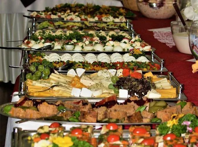 łucja Kwatera prywatna *